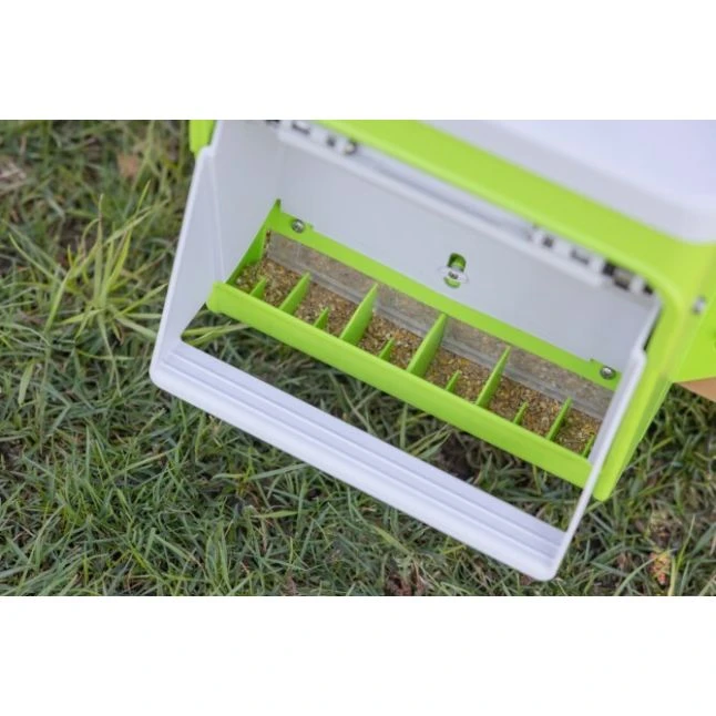 Mangeoire Poule à Pédale En Plastique SmartCoop 7,5kg - Kerbl 6 Mangeoire Poule à Pédale En Plastique SmartCoop 7,5kg - Kerbl – Image 6