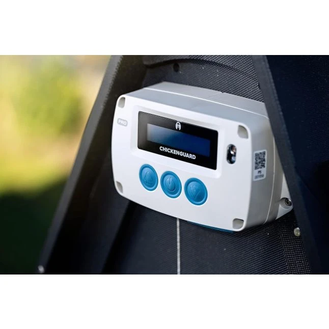 Portier électronique Poulailler Toutes Options à Piles ChickenGuard Pro 2 Portier électronique Poulailler Toutes Options à Piles ChickenGuard Pro – Image 2
