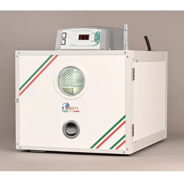 Couveuse Automatique Digitale Poule MG 70/100 Family Mini LED PVC Capacité 70 œufs - FIEM 2 Couveuse Automatique Digitale Poule MG 70/100 Family Mini LED PVC Capacité 70 œufs - FIEM – Image 2