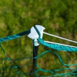 Filet Poule Grande Hauteur Double Pointe 25m X 1,26m - Zen Farm 35 Filet Poule Grande Hauteur Double Pointe 25m X 1,26m - Zen Farm -Chemin Des Poulaillers Boutique filet poule zen farm 126cm 15m detail capuchon 1