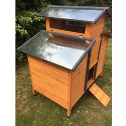 Chemin Des Poulaillers Boutique -Chemin Des Poulaillers Boutique poulailler farmer profil avant detail toit