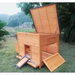 Poulailler Sussex L Toit Shingle Noir Ouvrant 4 à 6 Poules Bois FSC -Chemin Des Poulaillers Boutique poulailler sussex profil avant tout ouvert 1